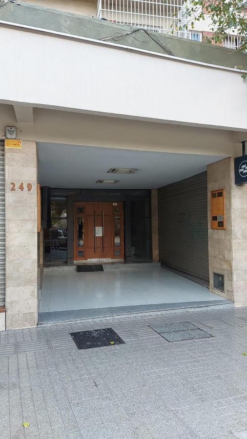 Departamento Con Cochera Muy Bien Ubicado En Ciudad Мендоса Екстериор снимка
